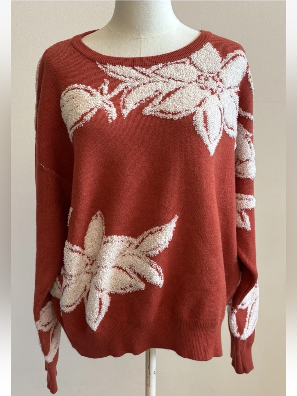 Nicole Miller Floral Boucle Sweater XL Rust Orange Textured Knit